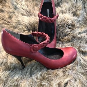 Red Maxstudio maryjane pumps